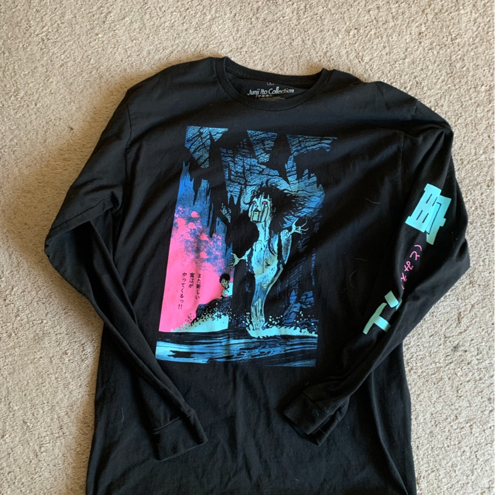 CrunchyRoll Junji Ito Collection Anime Long Sleeve T-shirt - Picture 2 of 4